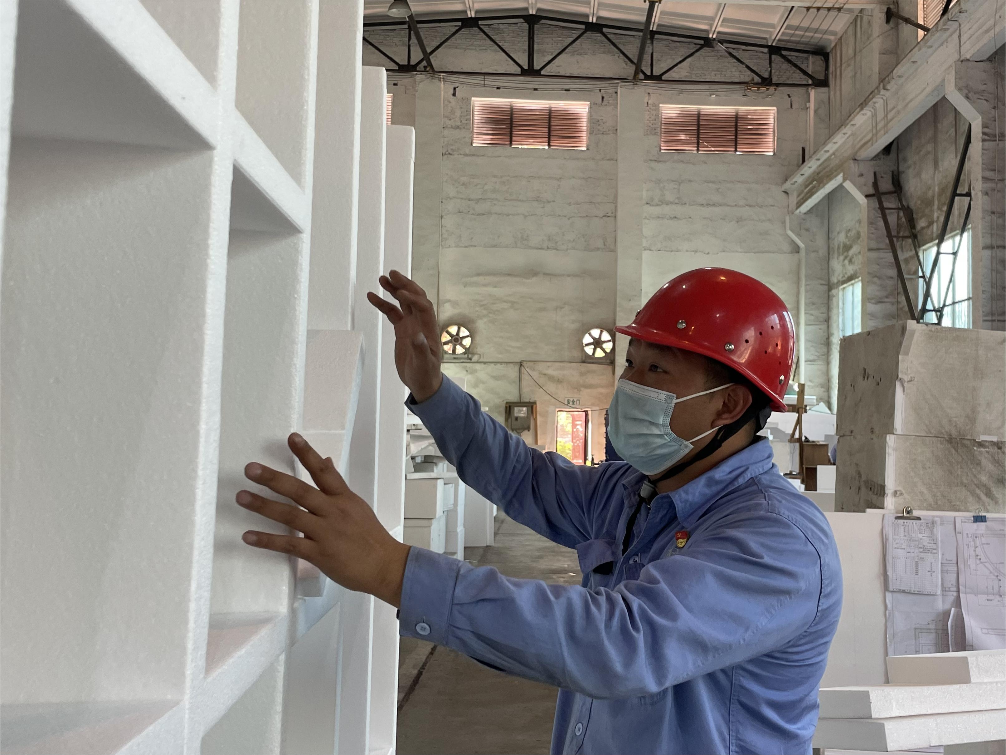 【身边模范】雷建伟：扎根一线深耕作，，力行匠人“模”出彩
