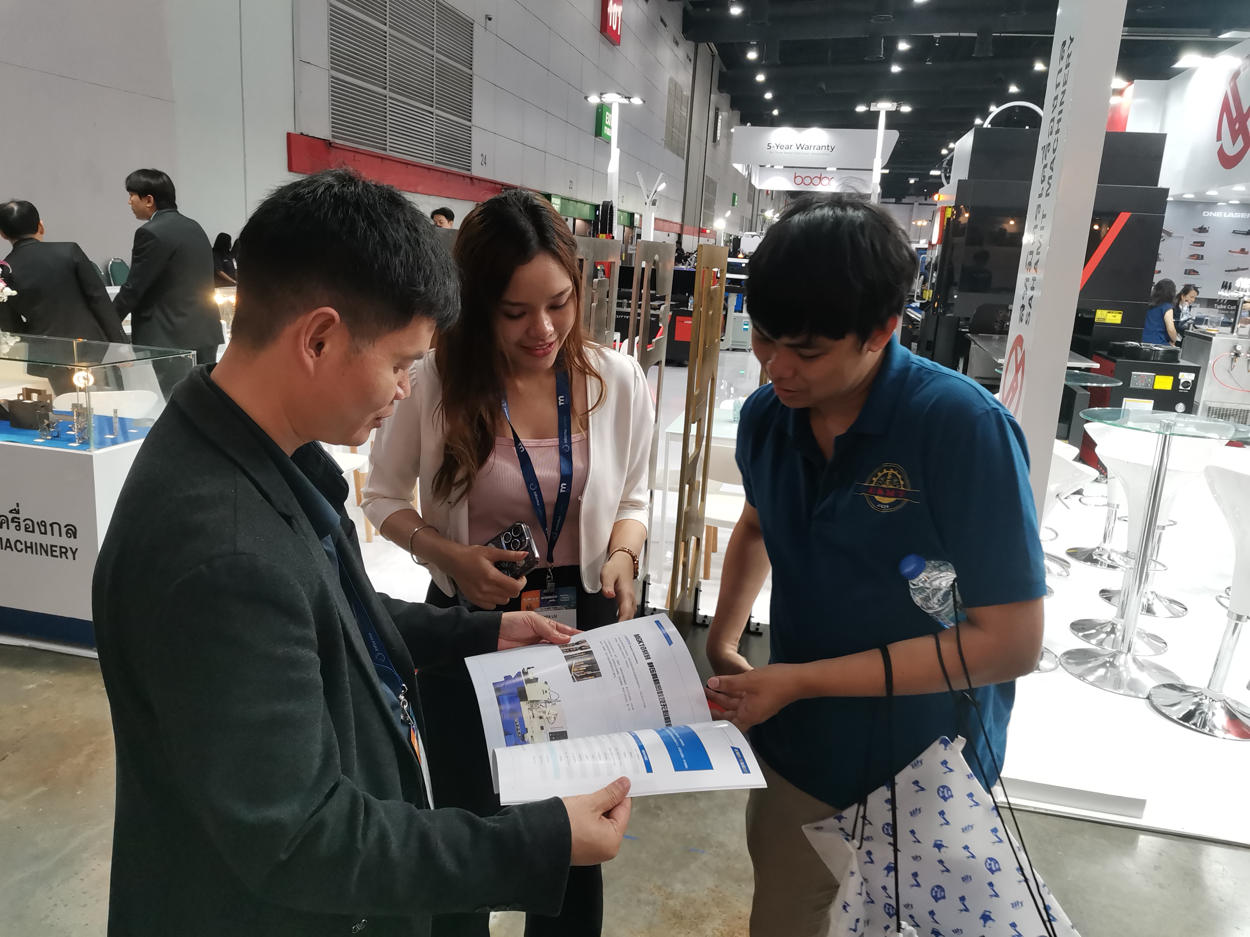 贵阳险峰随贵州省商务厅赴泰国加入 泰国国际工业机械展览会并出席系列聚会_抖圈